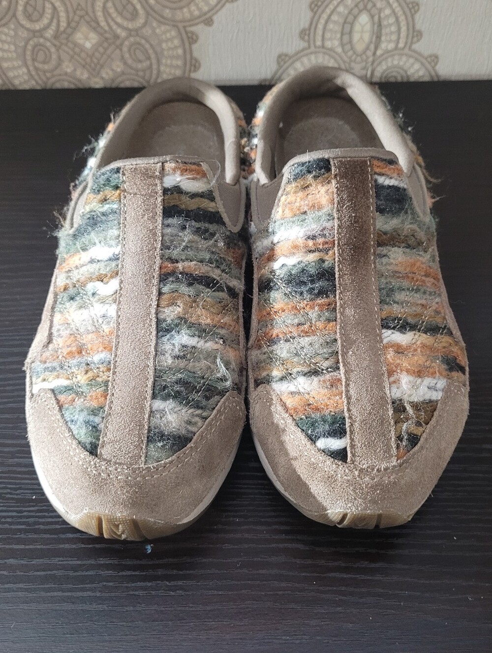 Easy Spirit Slip-On Shoes in Tan & Multicolor